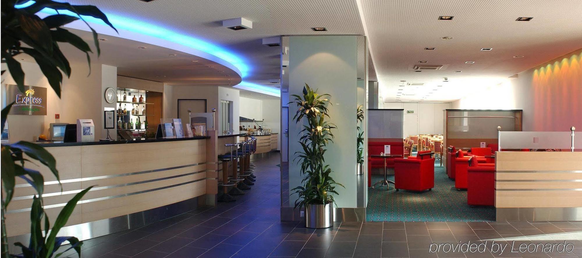 Holiday Inn Express Geneva Airport, An Ihg Hotel Wnętrze zdjęcie